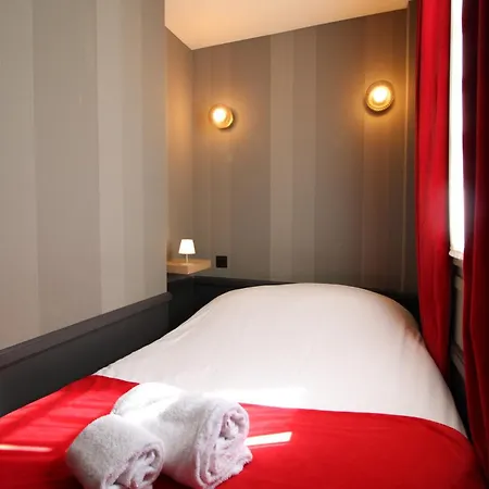 Alexandra Hotel