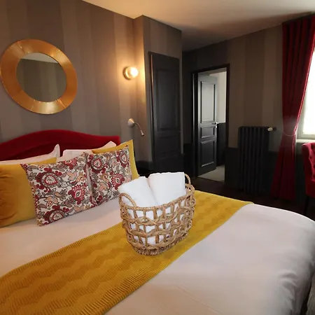 Alexandra Hotel
